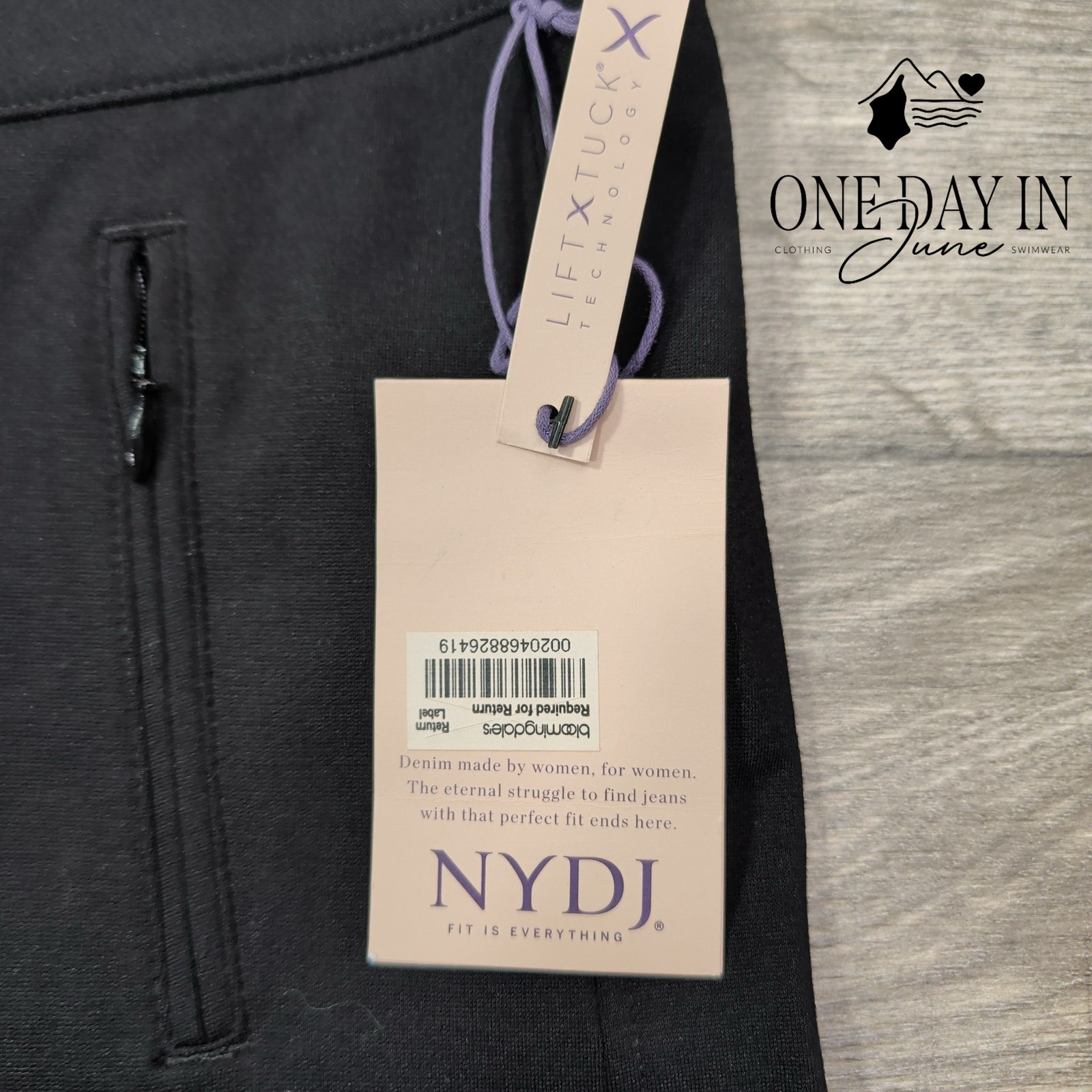 Not Your Daughter's Jeans Straight Leg Lift Tuck Stretch Career Nwt Size 16 — image 2 of 8
